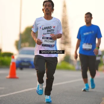 Runner Photo 7849389