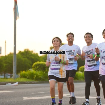 Runner Photo 7850192