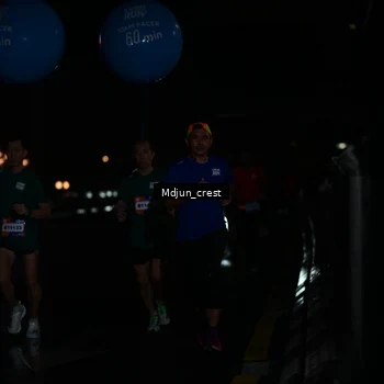 Runner Photo 7850248