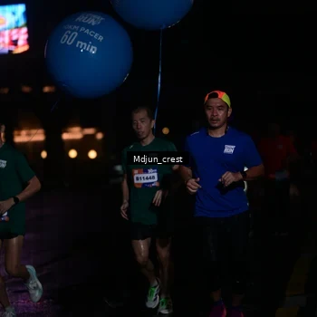 Runner Photo 7850278