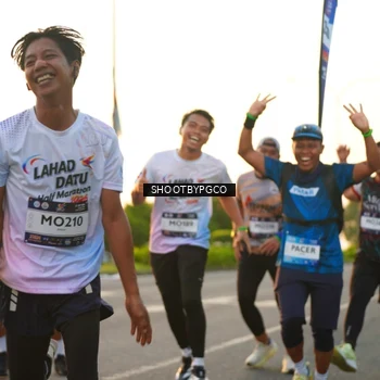 Runner Photo 7850315