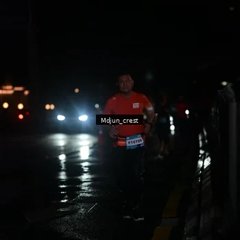Runner Photo 7850332