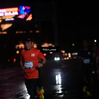 Runner Photo 7850555