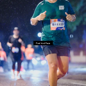 Runner Photo 7850756