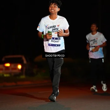 Runner Photo 7851039