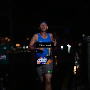 Runner Photo 7851051