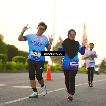 Runner Photo 7851076