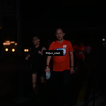 Runner Photo 7851111