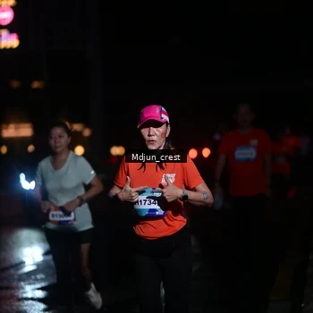 Runner Photo 7851112