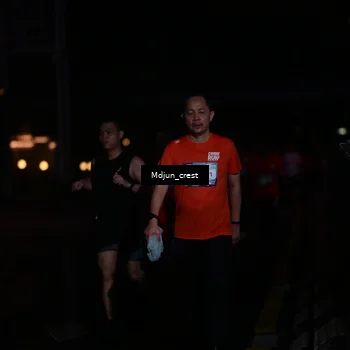 Runner Photo 7851122