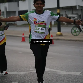 Runner Photo 7851160