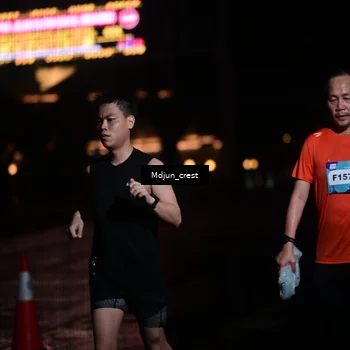 Runner Photo 7851181