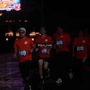 Runner Photo 7851229
