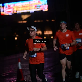 Runner Photo 7851241