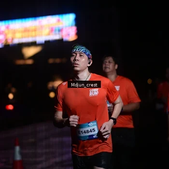 Runner Photo 7851266