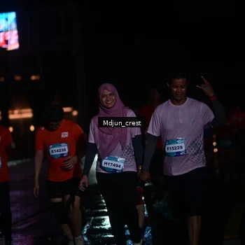 Runner Photo 7851438
