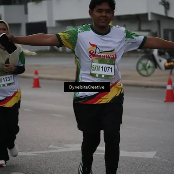Runner Photo 7851458