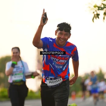 Runner Photo 7851466
