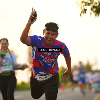 Runner Photo 7851474