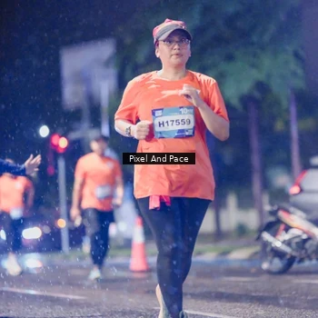 Runner Photo 7851476