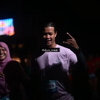 Runner Photo 7851486