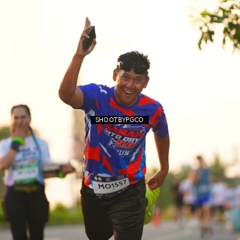 Runner Photo 7851496