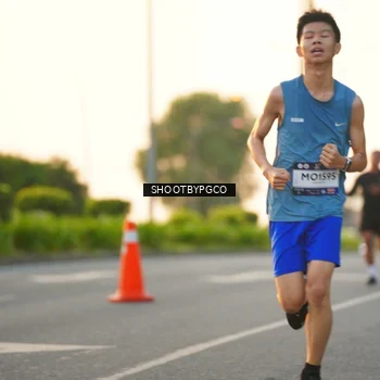 Runner Photo 7851531