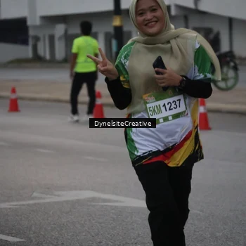 Runner Photo 7851540