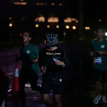 Runner Photo 7851551