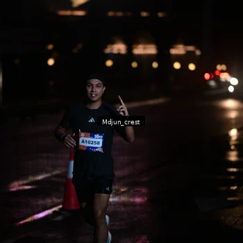 Runner Photo 7851639