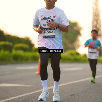 Runner Photo 7851642
