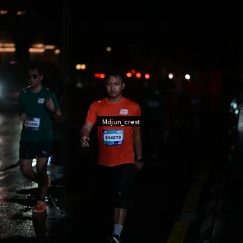 Runner Photo 7851648
