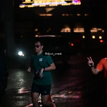 Runner Photo 7851650