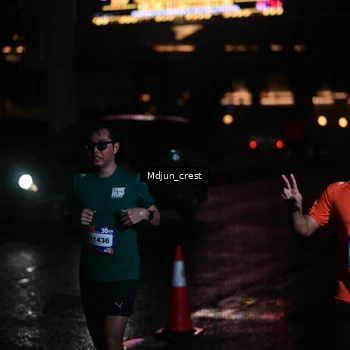 Runner Photo 7851656