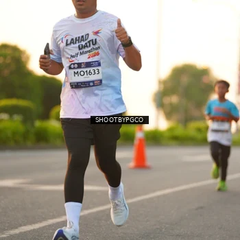 Runner Photo 7851658