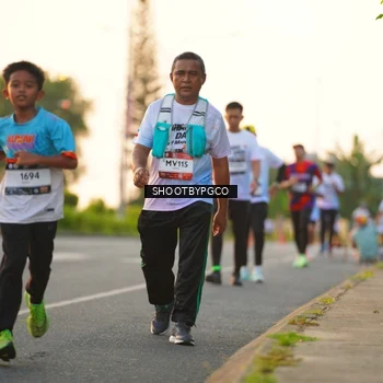 Runner Photo 7851659