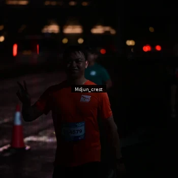 Runner Photo 7851660
