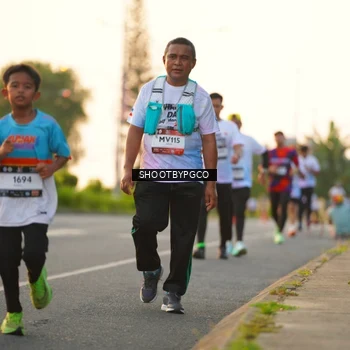 Runner Photo 7851664