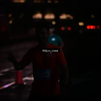 Runner Photo 7851665