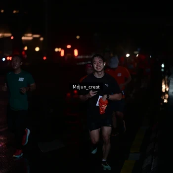 Runner Photo 7851666