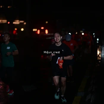 Runner Photo 7851670