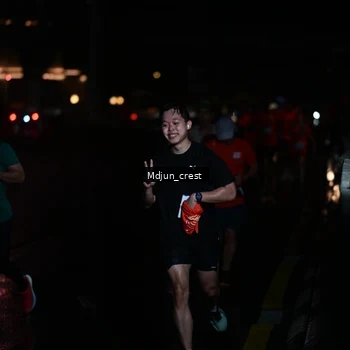 Runner Photo 7851674