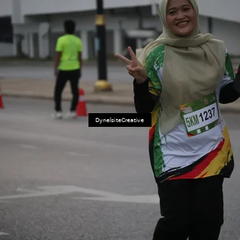 Runner Photo 7851684