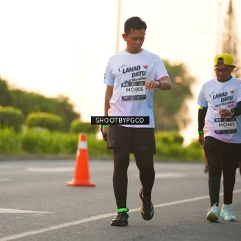 Runner Photo 7851697