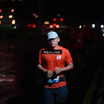 Runner Photo 7851700