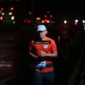 Runner Photo 7851703