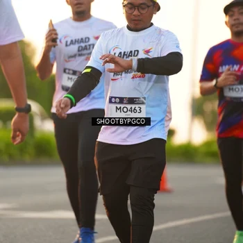 Runner Photo 7851708