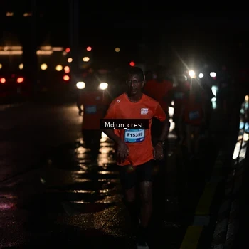 Runner Photo 7851722