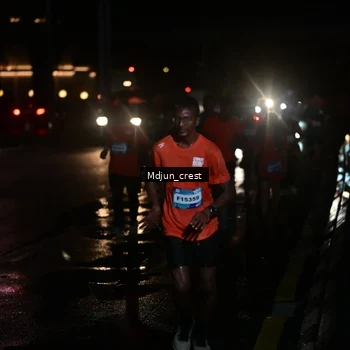 Runner Photo 7851723