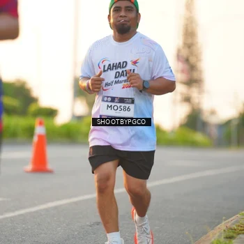 Runner Photo 7851730